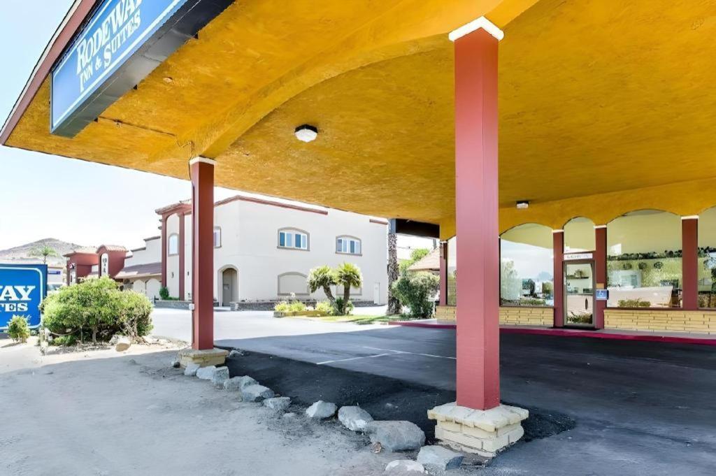 峡谷湖i15罗德威套房酒店 Canyon Lake 外观 照片